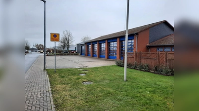 „Angrillen 2024” am Feuerwehrhaus in Rodenberg. (Foto: ds)