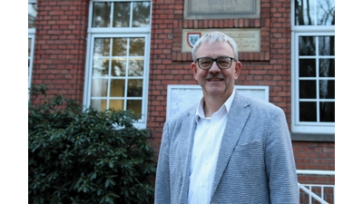 Ditmar Köritz, Bürgermeister der Samtgemeinde Nienstädt, hebt die Erweiterung des Edeka-Marktes in Helpsen als wichtigen Schritt zu Sicherung der Lebensmittelversorgung im Bereich Bergkrug hervor. (Foto: Borchers, Bastian)