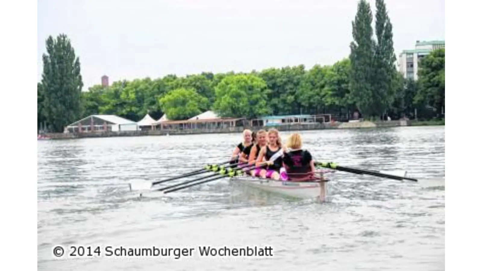 Ruderinnen schenken sich nichts (Foto: mk)