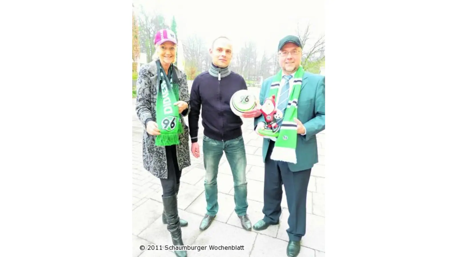 Fan-Shop-Mobil lockt (Foto: red)