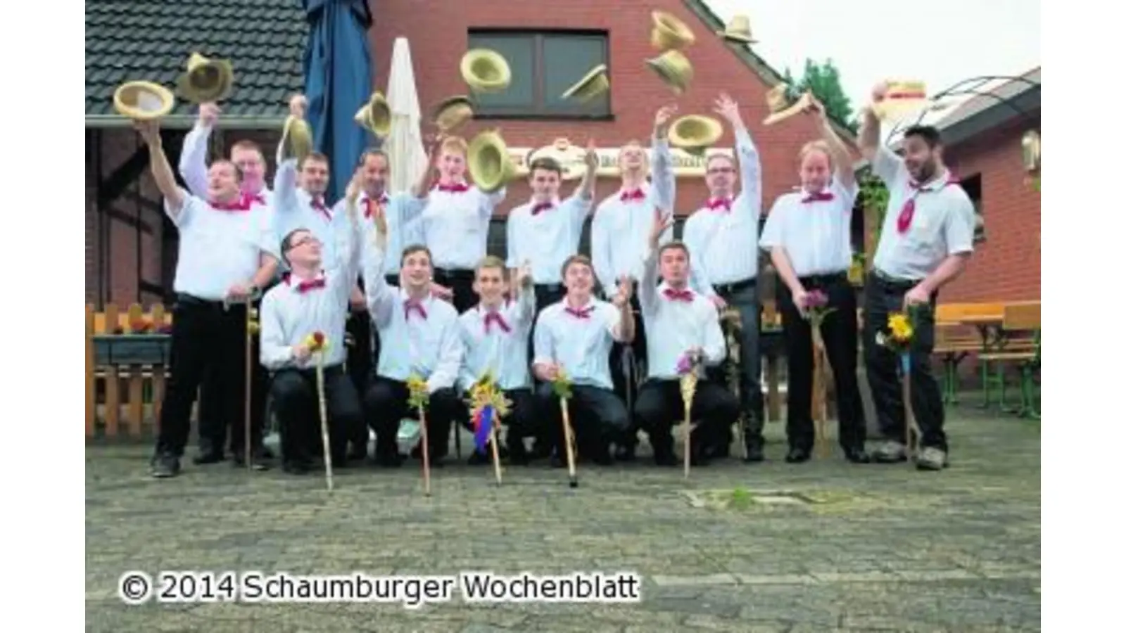 Mit Stock und Hut traditionell nötigen (Foto: red)