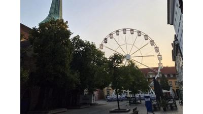Das Riesenrad ist bis Mitte September in der Innenstadt aufgebaut. (Foto: privat)