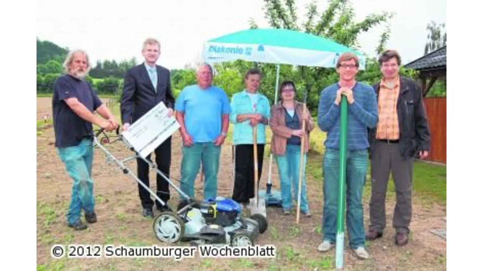 Diakonie wird bei ihrem Gartenprojekt unterstützt (Foto: ste)