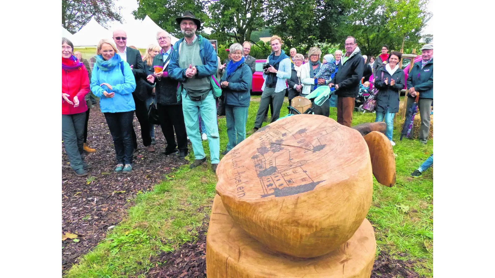 Der neue Apfelpfad soll die Besucher anlocken (Foto: al)