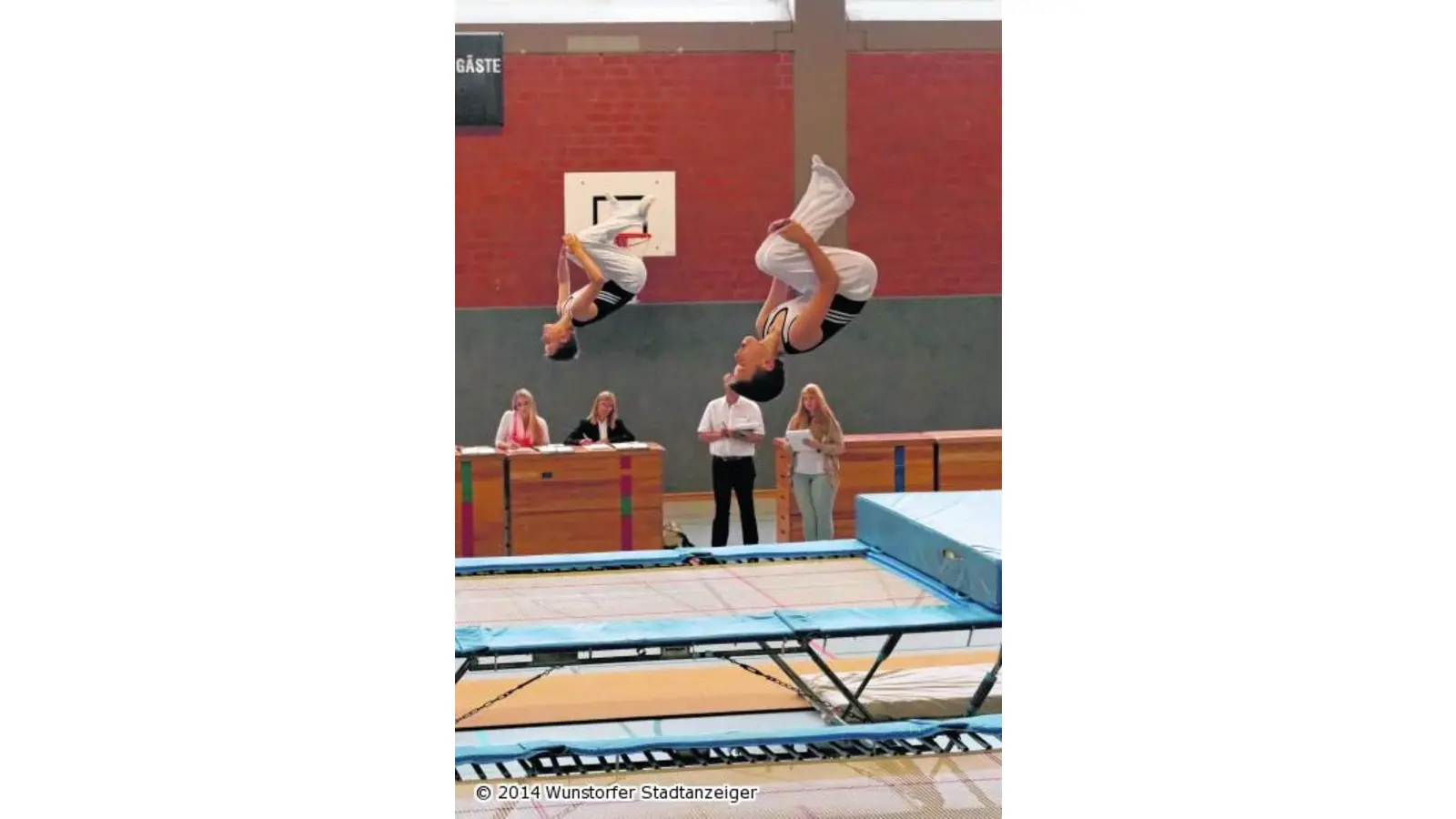 Gute Haltungsnoten für die TuS-Trampolinturner (Foto: mk)