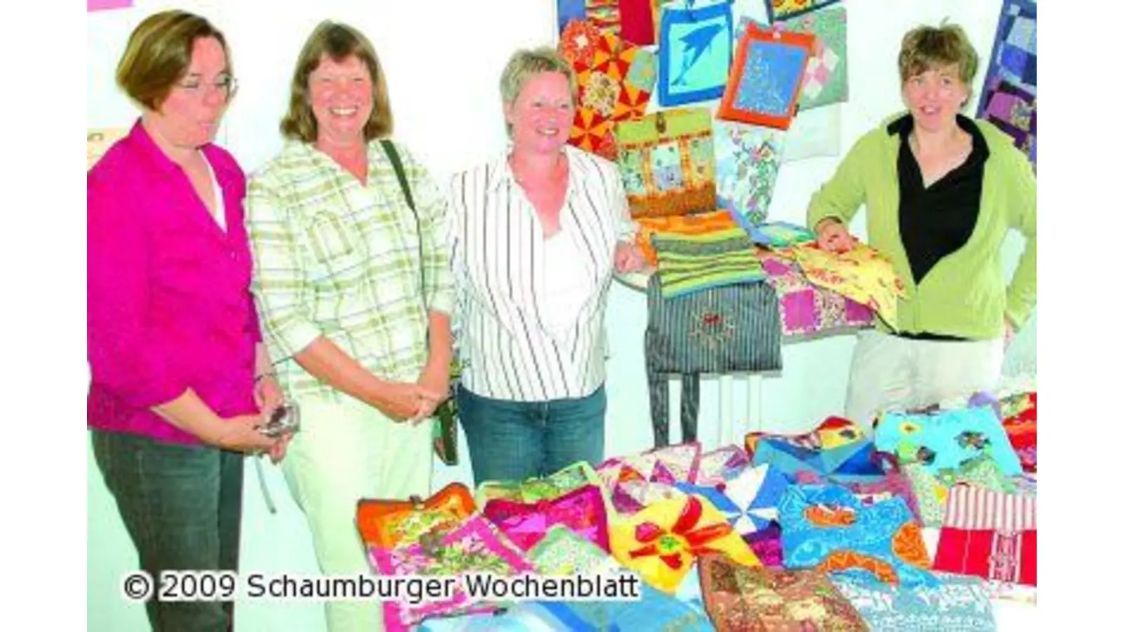 Bunte Taschen für eine trübe Zeit (Foto: al)