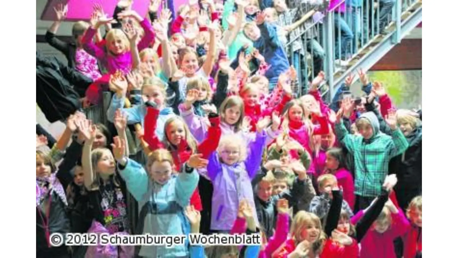 Kinder üben mit der Kirche ein Musical ein (Foto: jo)