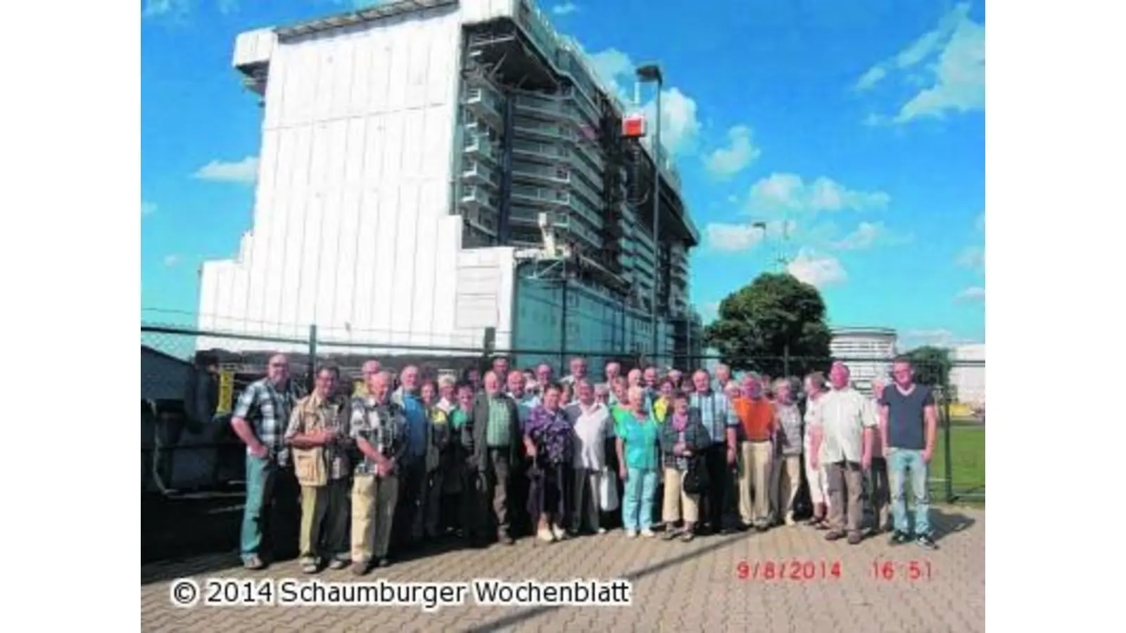 Kreuzfahrtschiff bestaunt (Foto: em)