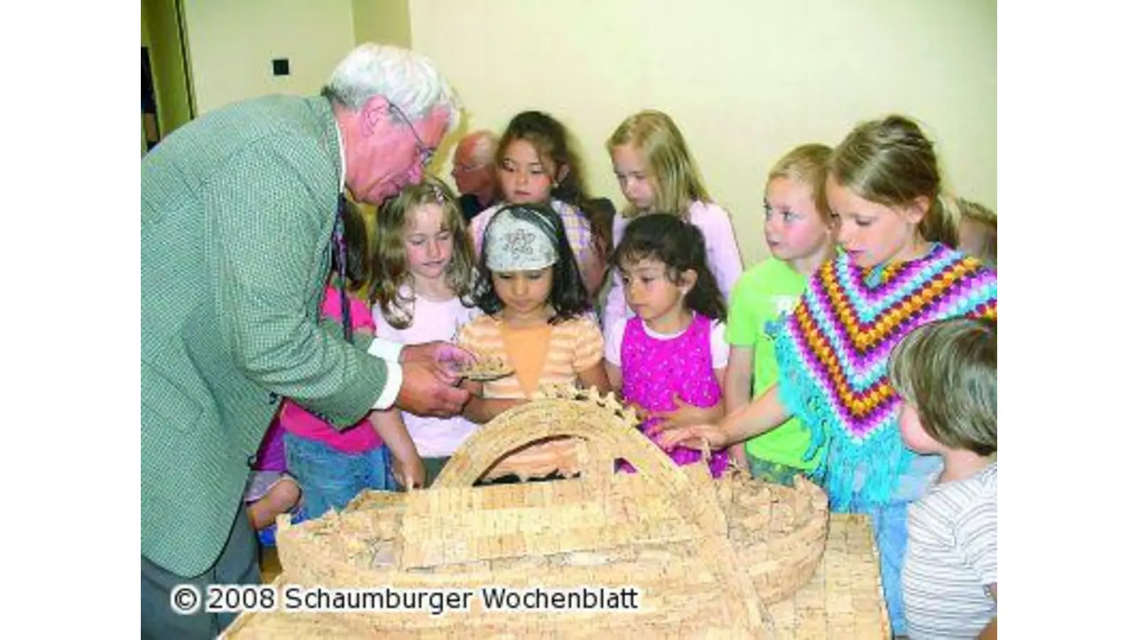 Kork-Arche erzählt die Geschichte der Sintflut (Foto: hb)