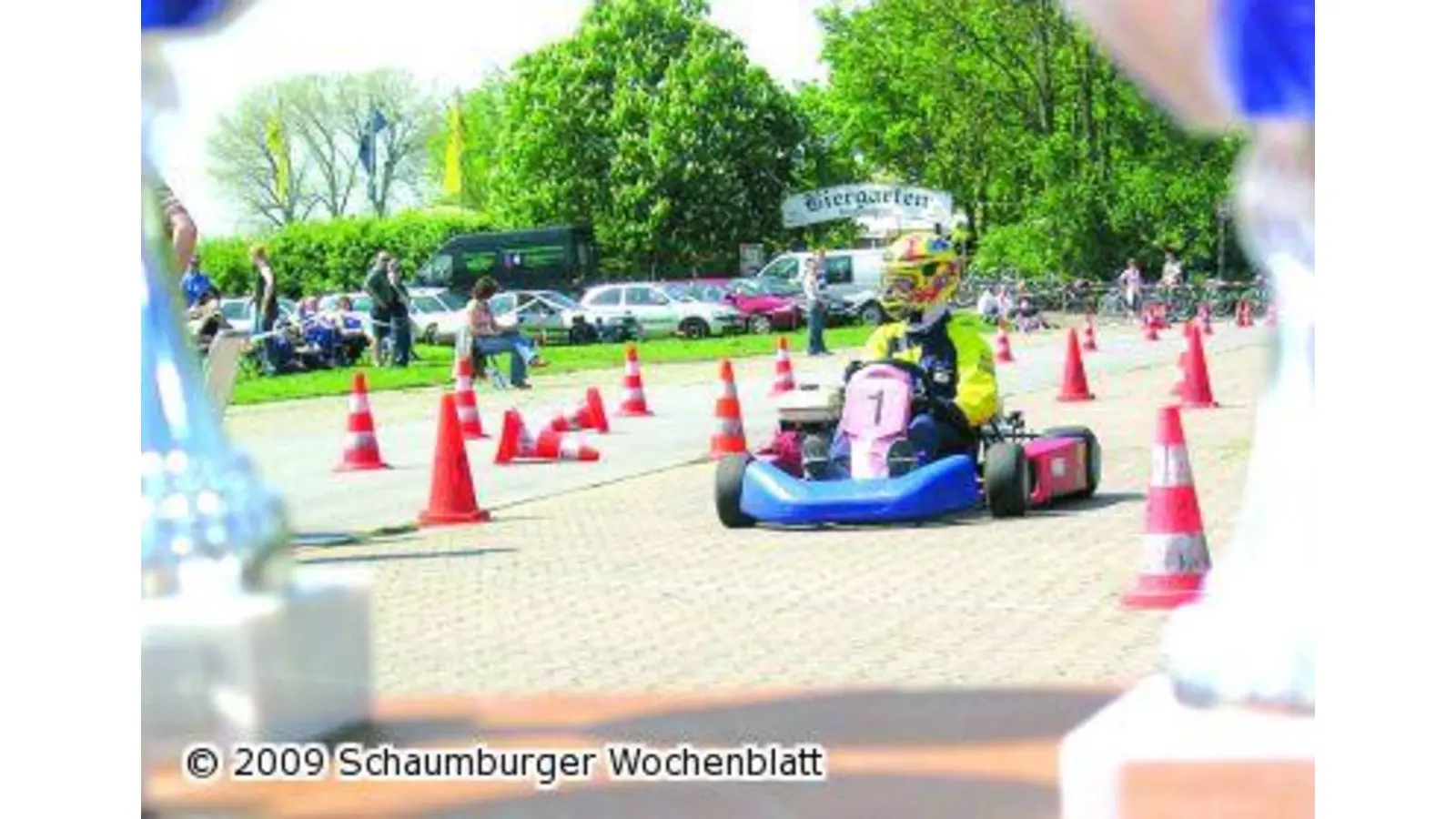 Sonntag Kartslalom an der Weserbrücke (Foto: km)
