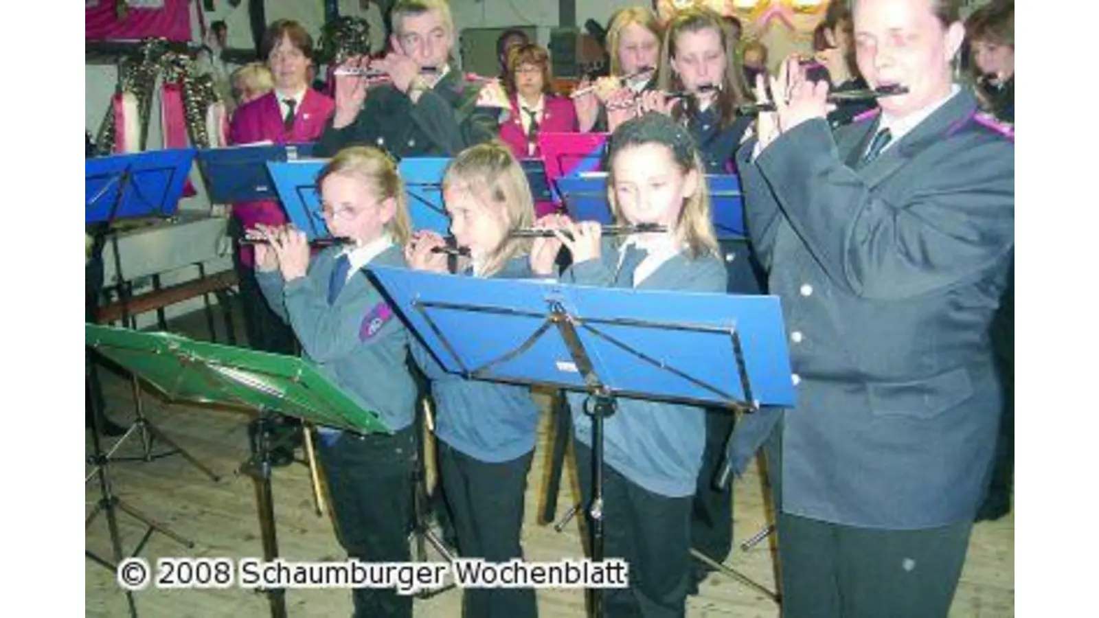 Regen platzt in Platzkonzert (Foto: red)