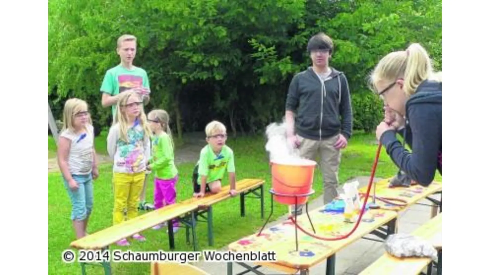 Kindergartenkinder staunen (Foto: al)