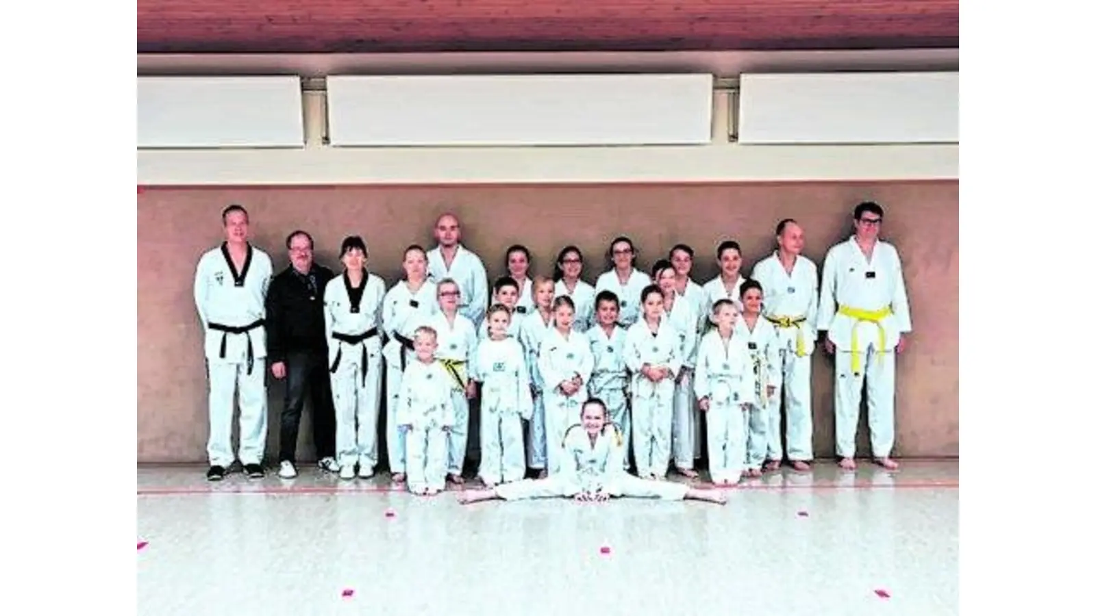 Erfolgreiche Taekwondo Prüfung (Foto: red)