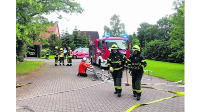 Menschenrettung nach Verpuffung geglückt (Foto: gr)