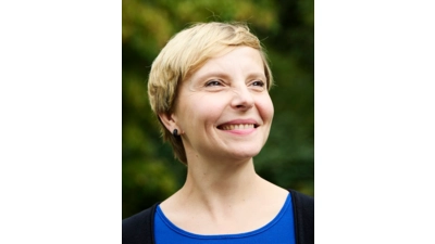  Dozentin Julia Munack vom „Dialogwerk“ lädt am 21. Mai zum Webinar. (Foto: Maxim Schulz)