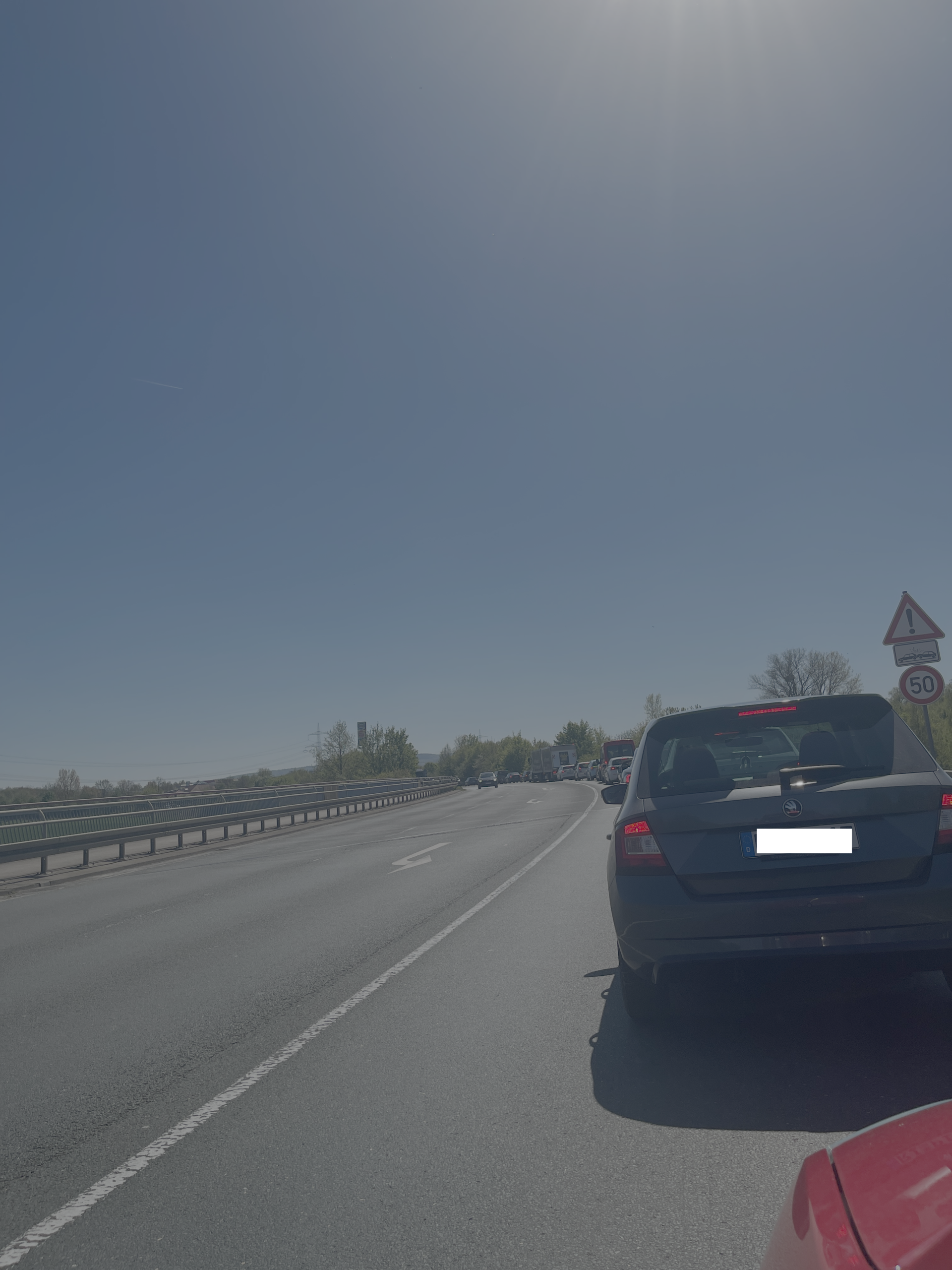 Zeitweise bildete sich durch die Kontrolle ein Rückstau.