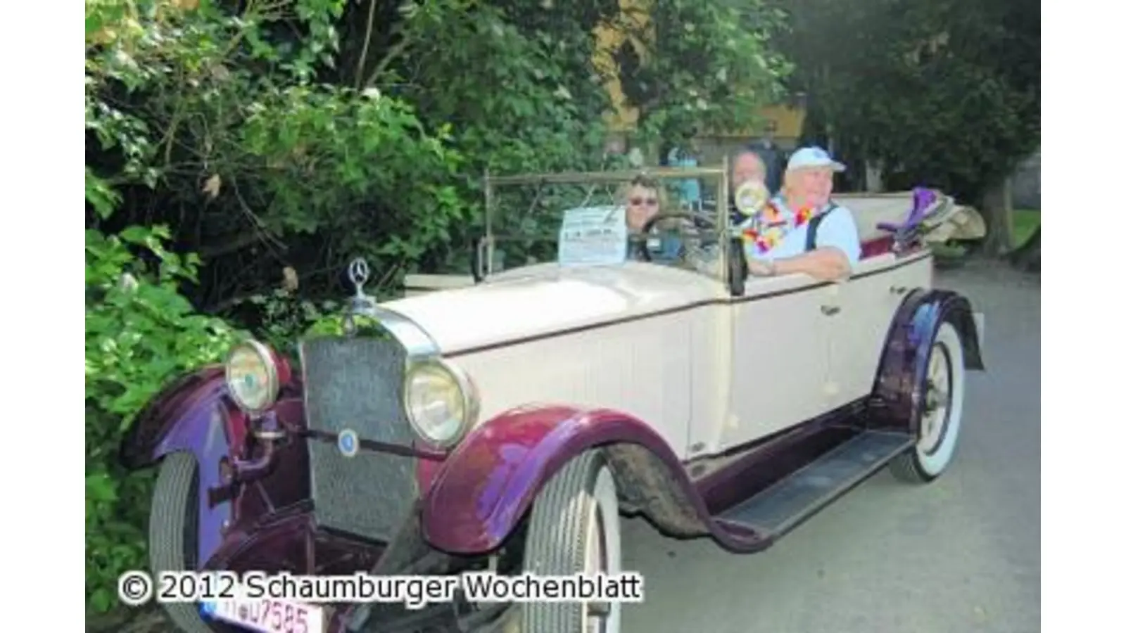 Oldtimer begeistern die Automobilfreunde (Foto: red)