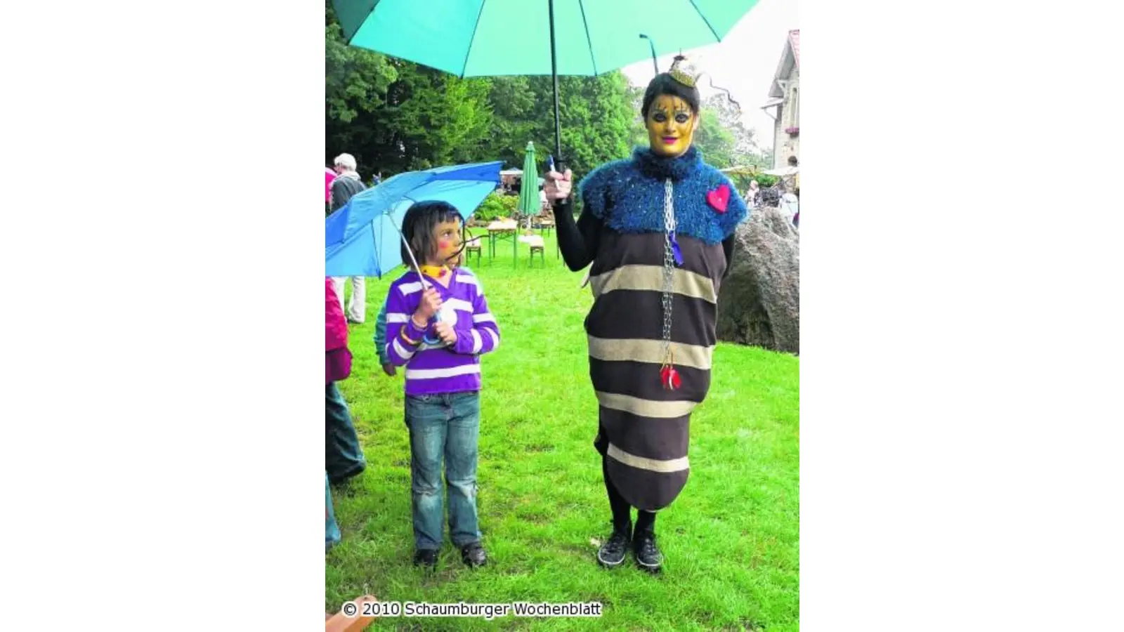 Rätseln auch bei Regenwetter (Foto: al)