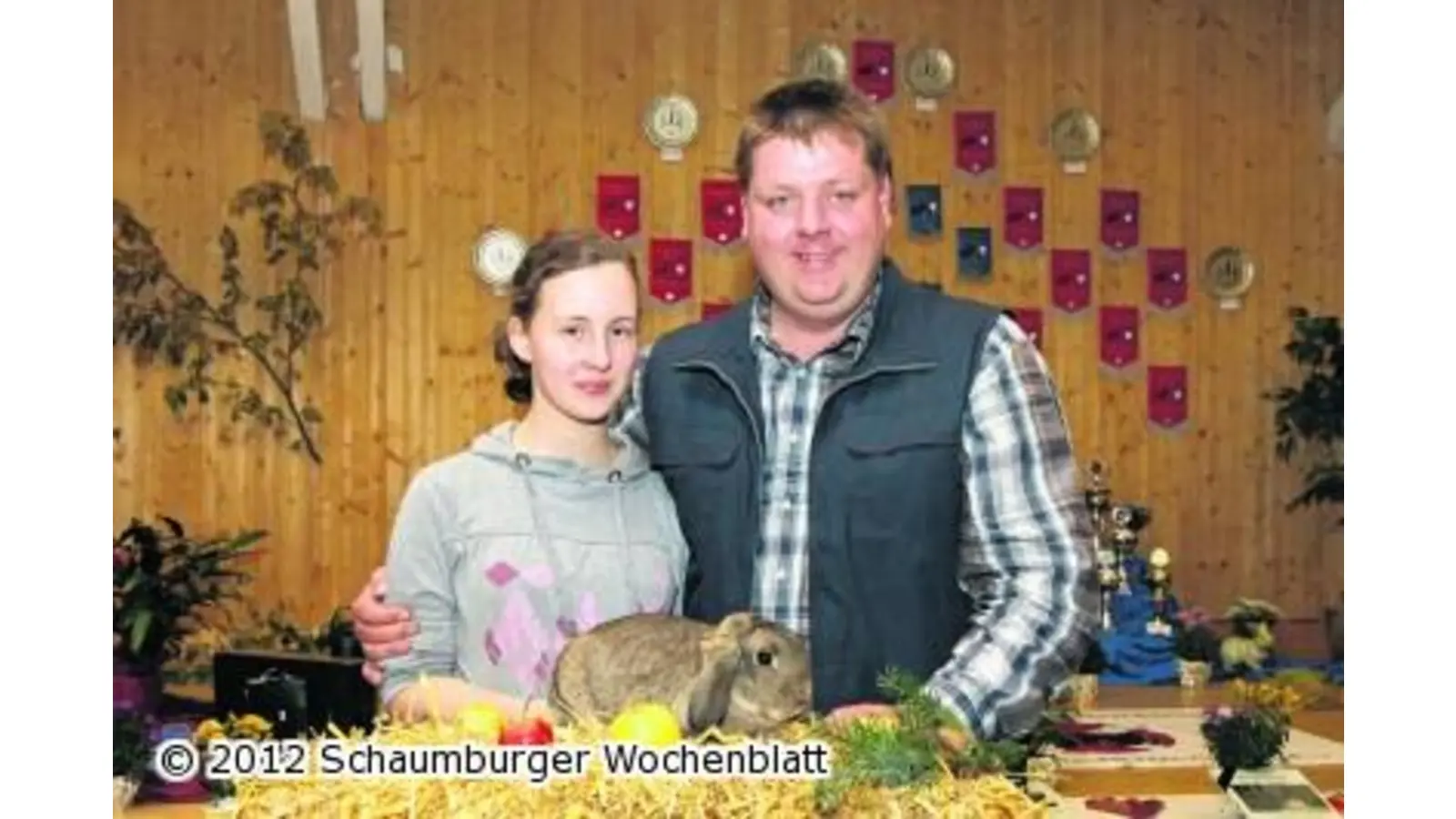 Kaninchenvielfalt bevölkert die Halle (Foto: bb)