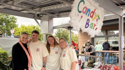 Bürgermeisterin Dörte Worm-Kressin und das Orga-Team beim diesjährigen kükenfest. (Foto: privat)