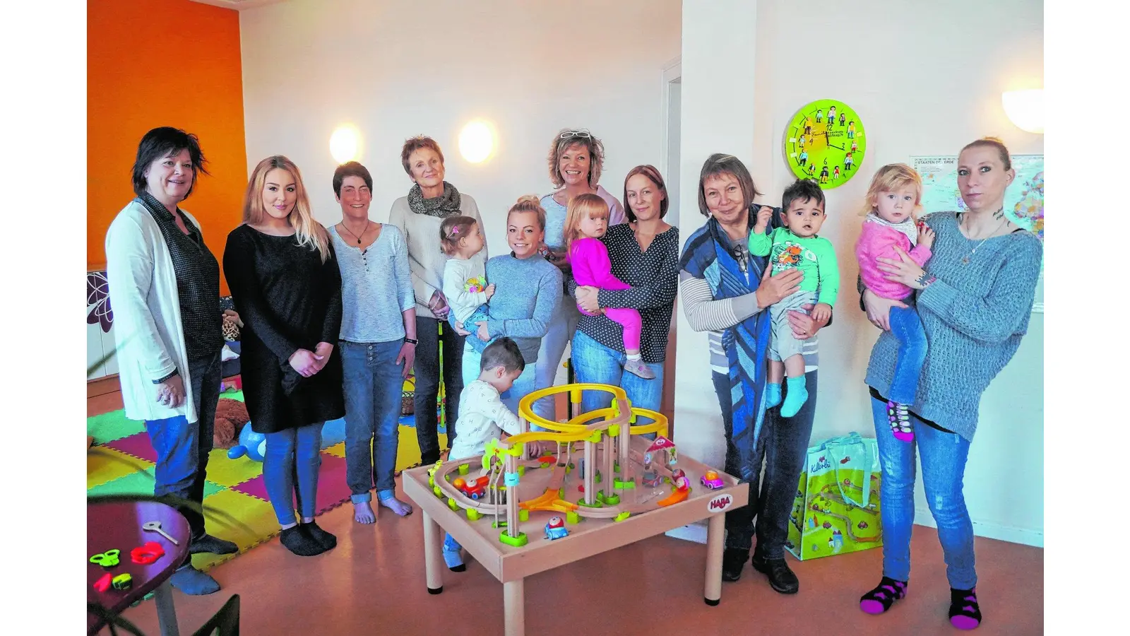 Bindung zwischen Eltern und Kindern stärken (Foto: di)