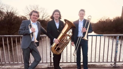 Eine Bläserformation der besonderen Art: Das „Gold Groove Trio”. (Foto: privat)