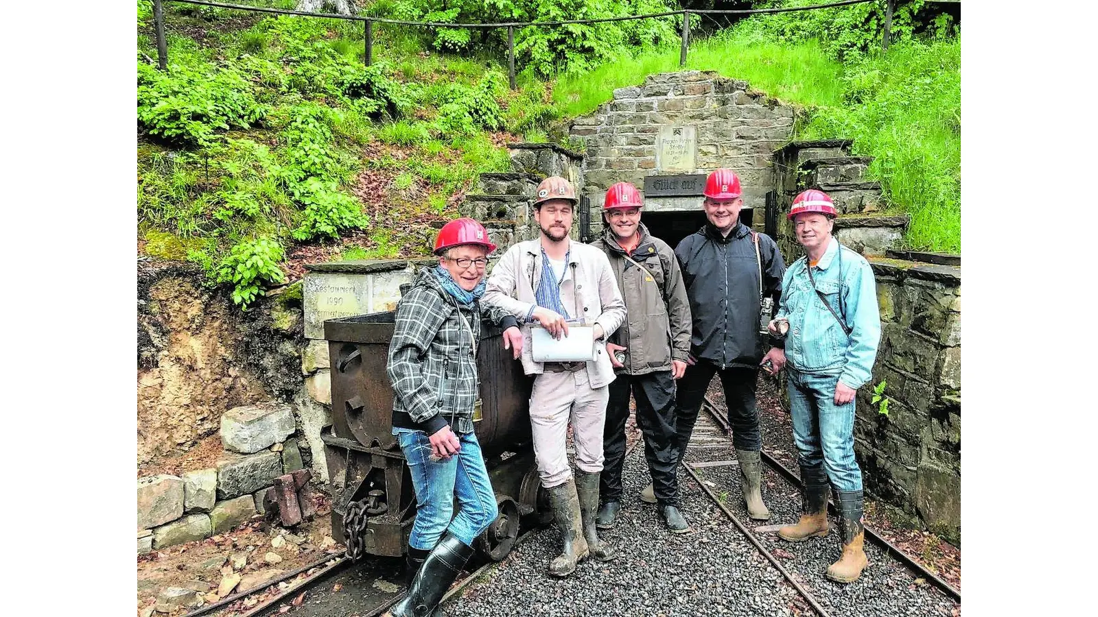 Auch Politiker gehen in den Berg (Foto: al)