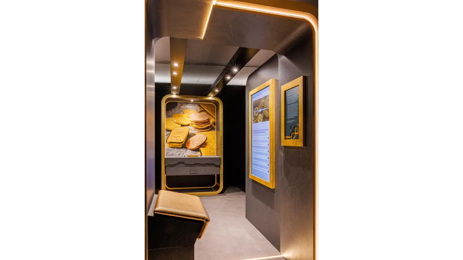 Die Ausstellung lädt zum „Anfassen” ein. (Foto: Michael Haefner)