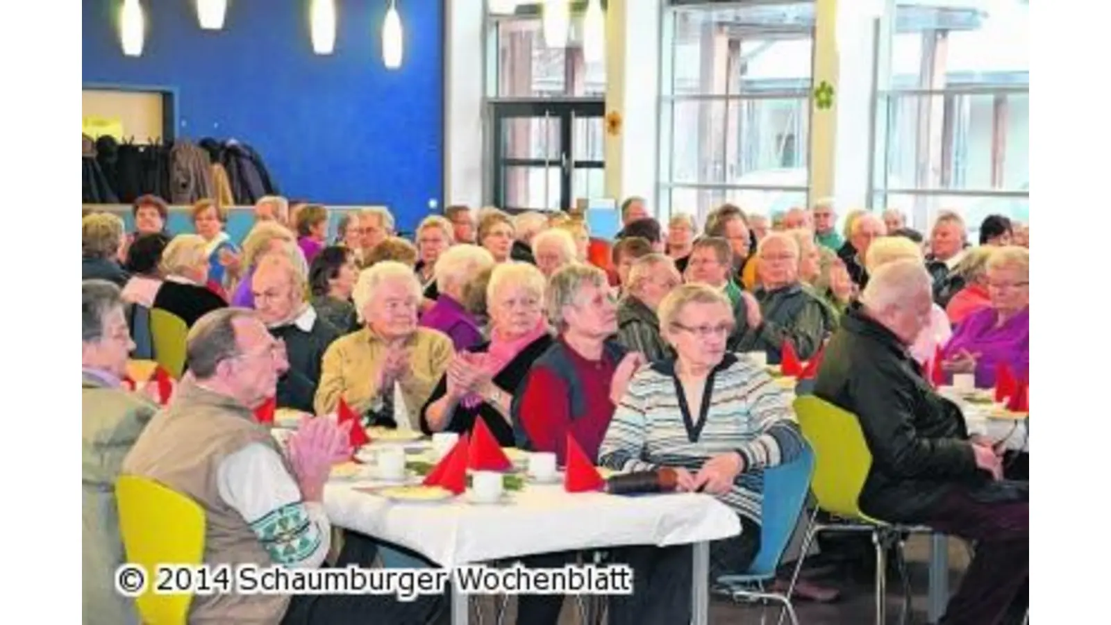 Adventsfeier für Senioren erstmals im Gemeindehaus (Foto: bt)
