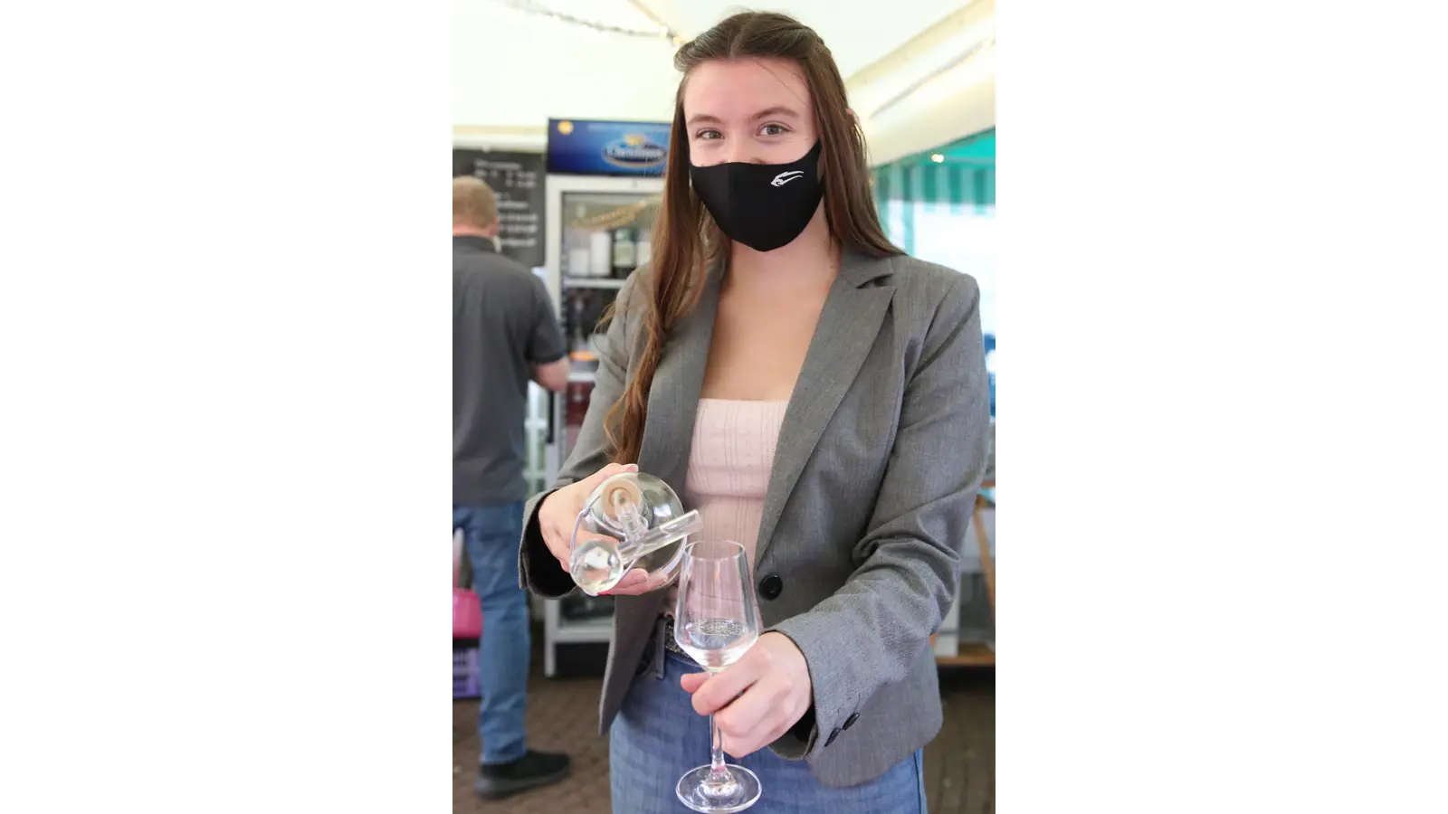 Gute Tropfen in reizvoller Parkatmosphäre genießen (Foto: bb)