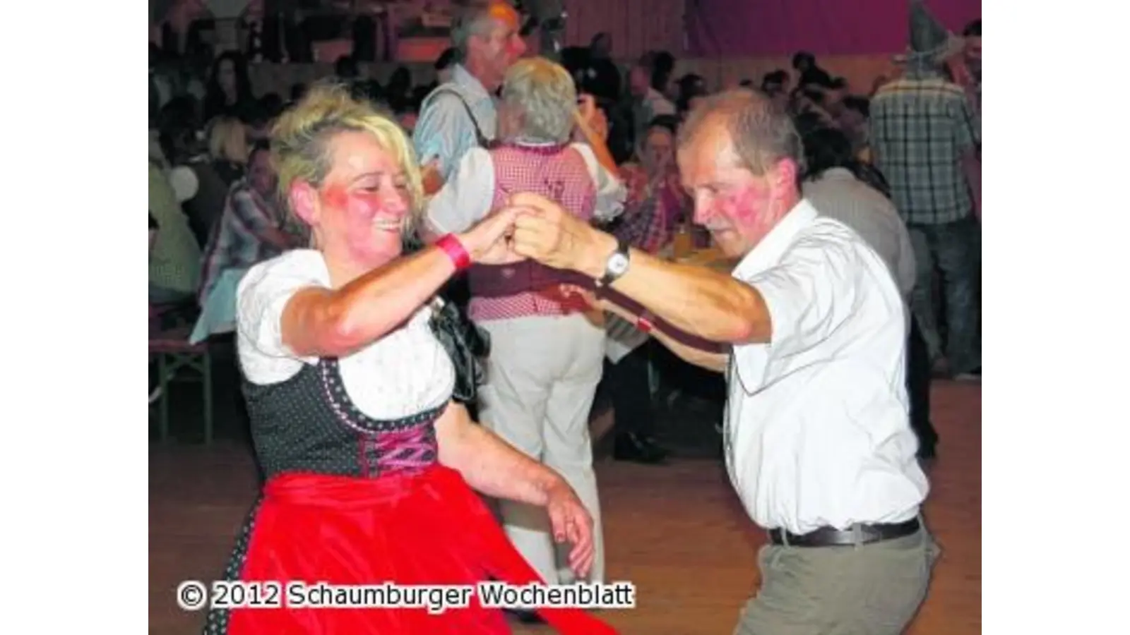 Tolle Partystimmung in ausverkaufter Halle (Foto: pp)