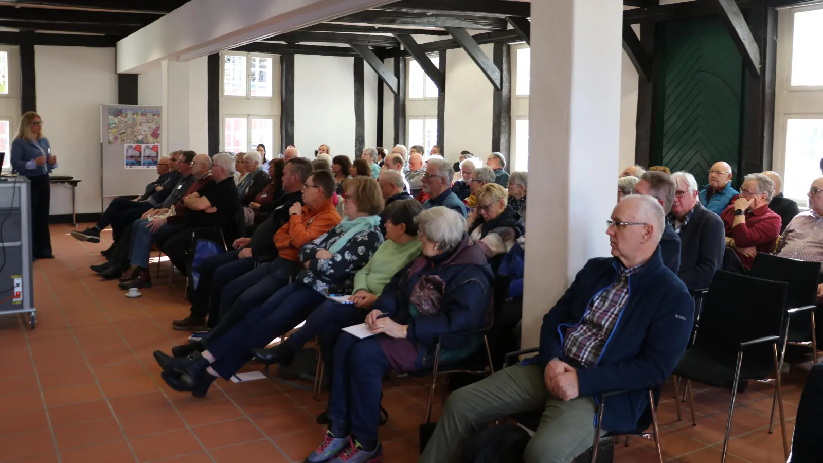 In die Abtei sind Sicherheitsberater für Seniorinnen und Senioren zu einer Fortbildung gekommen.  (Foto: gi)