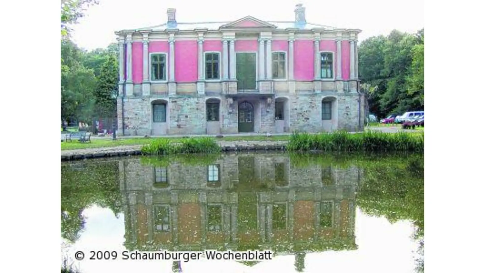 Herbstlicher Abend auf Schloss Baum (Foto: red)