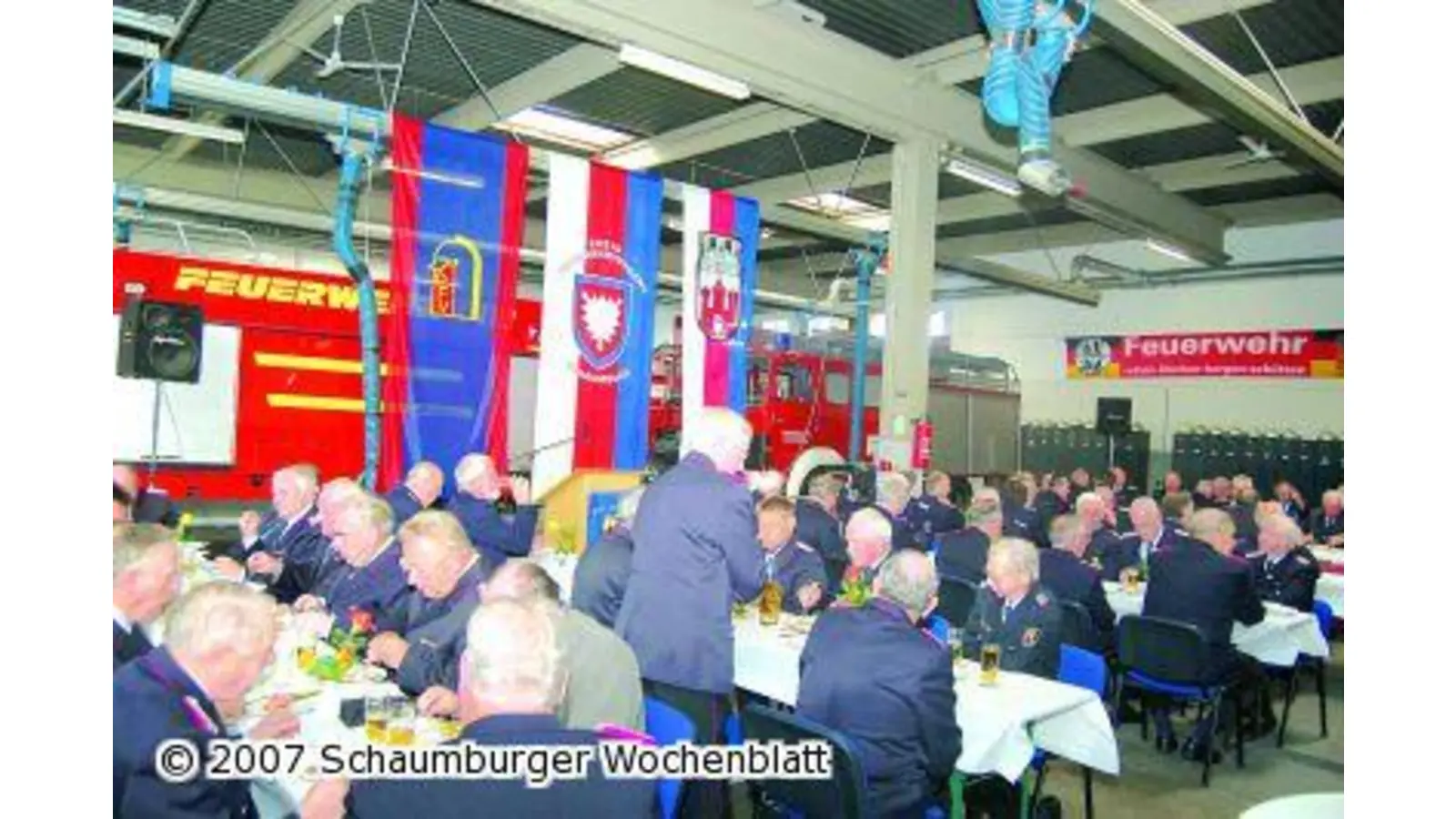 Ehemalige Führungskräfte der Feuerwehr versammelt (Foto: red)