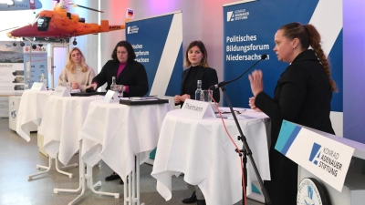 Diskussionsrunde mit Karoline Czychon, Lena Düpont, Caroline Schmidt und Colette Thiemann. (Foto: nd)