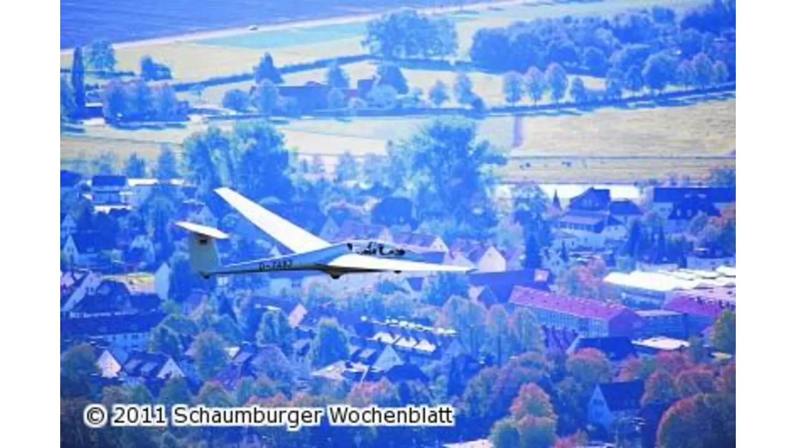 Piloten nutzen die frischen Aufwinde (Foto: ste)