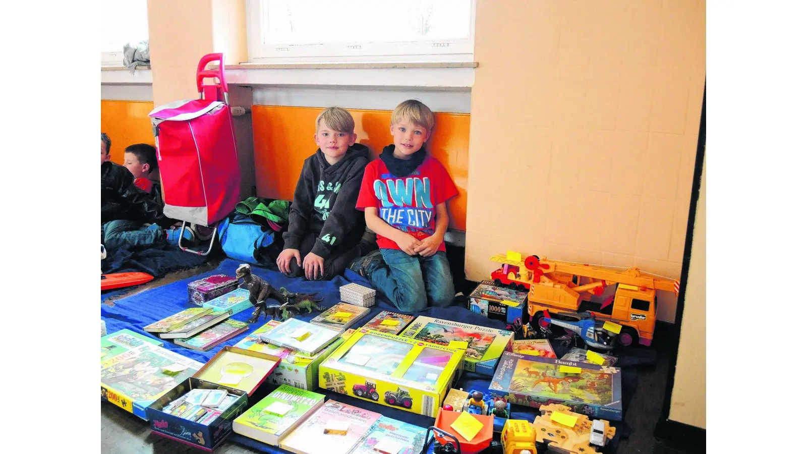 Flohmarkt mit viel Getümmel (Foto: sk)