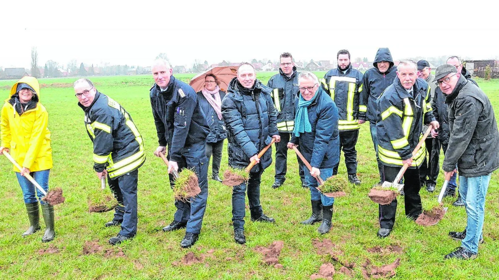 Neues Feuerwehrgerätehaus nimmt Gestalt an (Foto: bt)