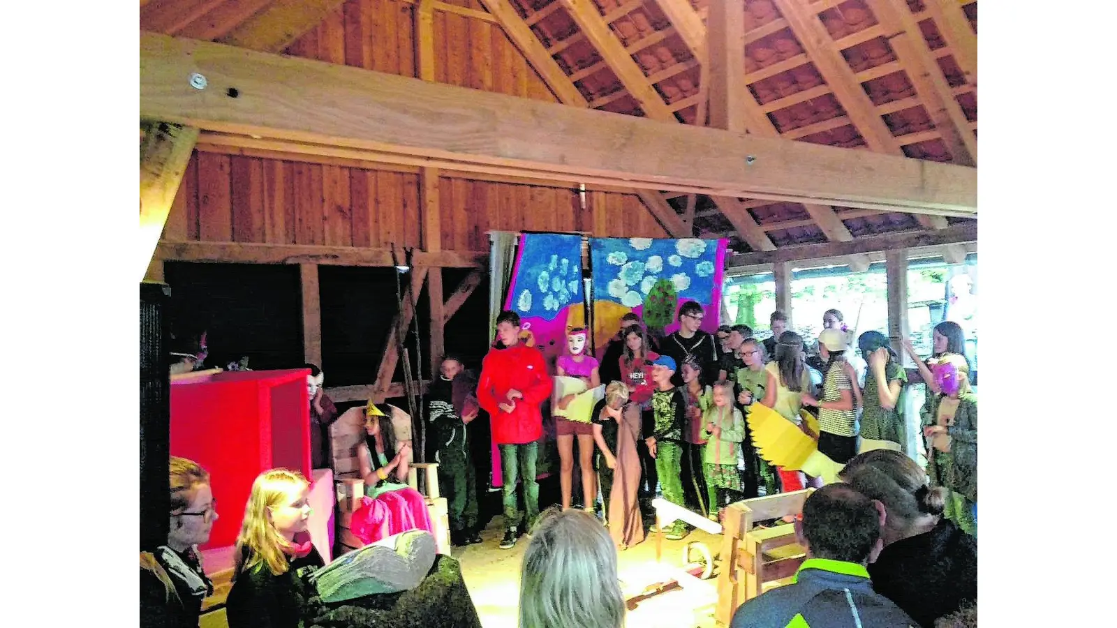 Lampenfieber verdrängt Regen im Sommercamp (Foto: gr)