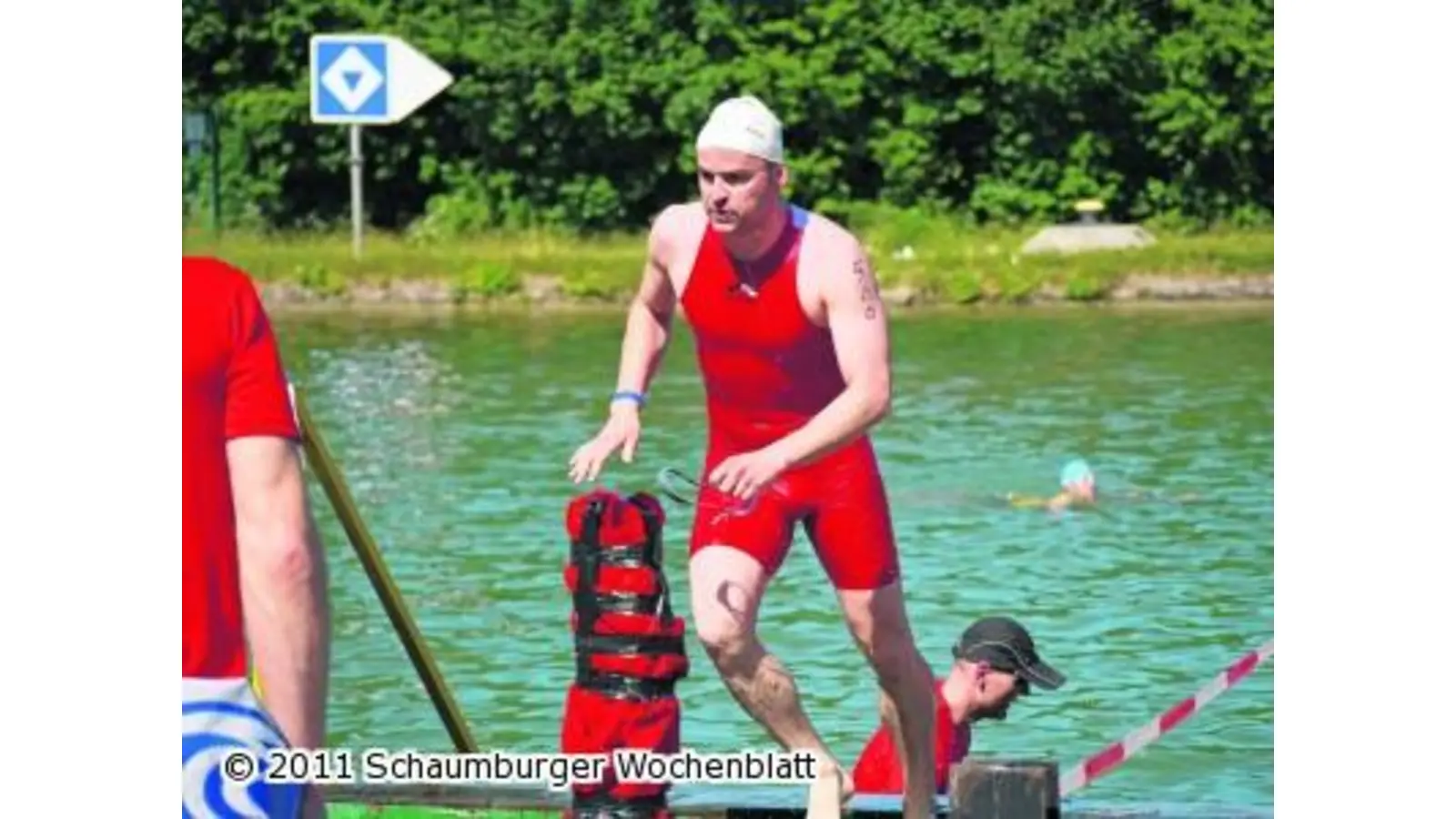 Triathleten-Team rennt in der Hitze (Foto: em)