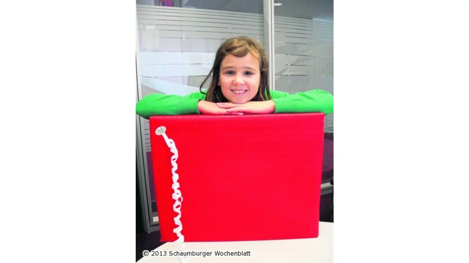 Ein großes Paket für Lara (Foto: al)