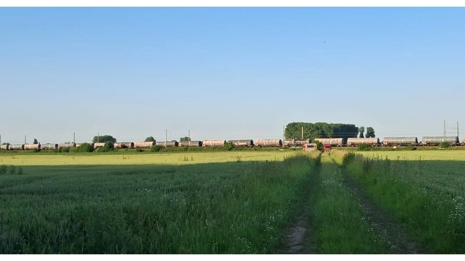 Gesamtansicht der Einsatzstelle. (Foto: Feuerwehr Minden)
