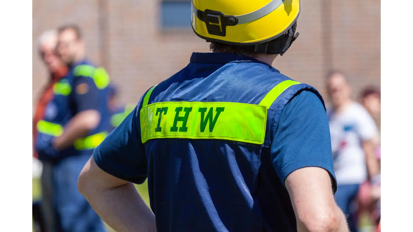 Das THW aus Stadthagen unterstützt bei einem Großbrand. (Foto: adobe stock)