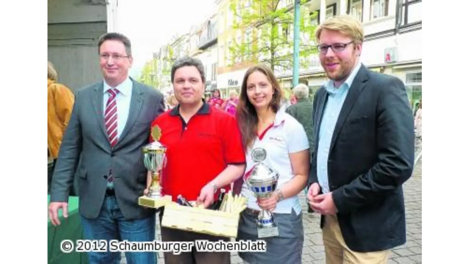 170 Oldtimer kommen heil in das Ziel (Foto: red)