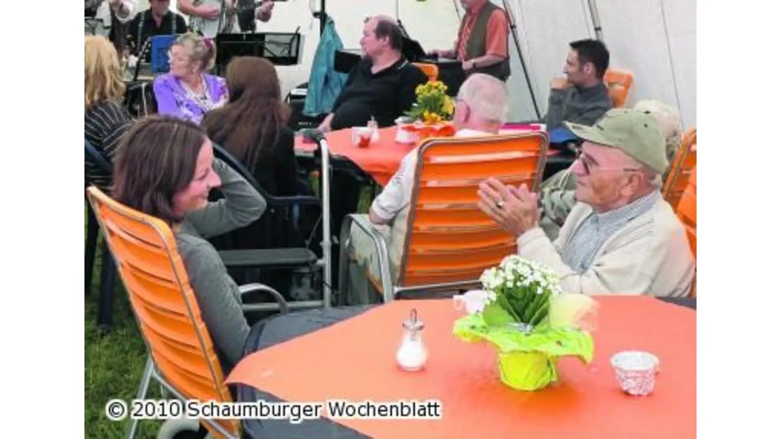 Skiffleklänge lockern Hände (Foto: al)