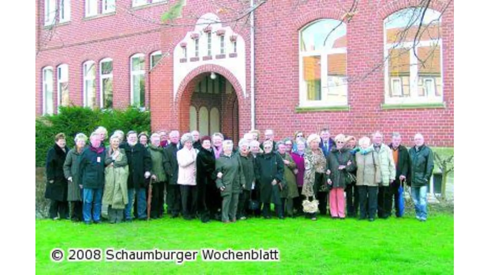 Viele Erinnerungen an das Tintenfass und Rohrstock (Foto: pd)