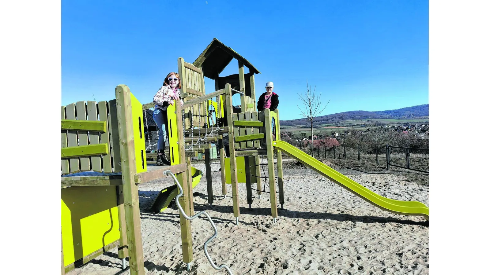 Neuer Spielplatz freigegeben (Foto: red)