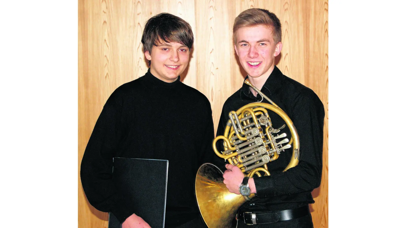 Erster Preis für das Nachwuchs-Duo (Foto: mk)