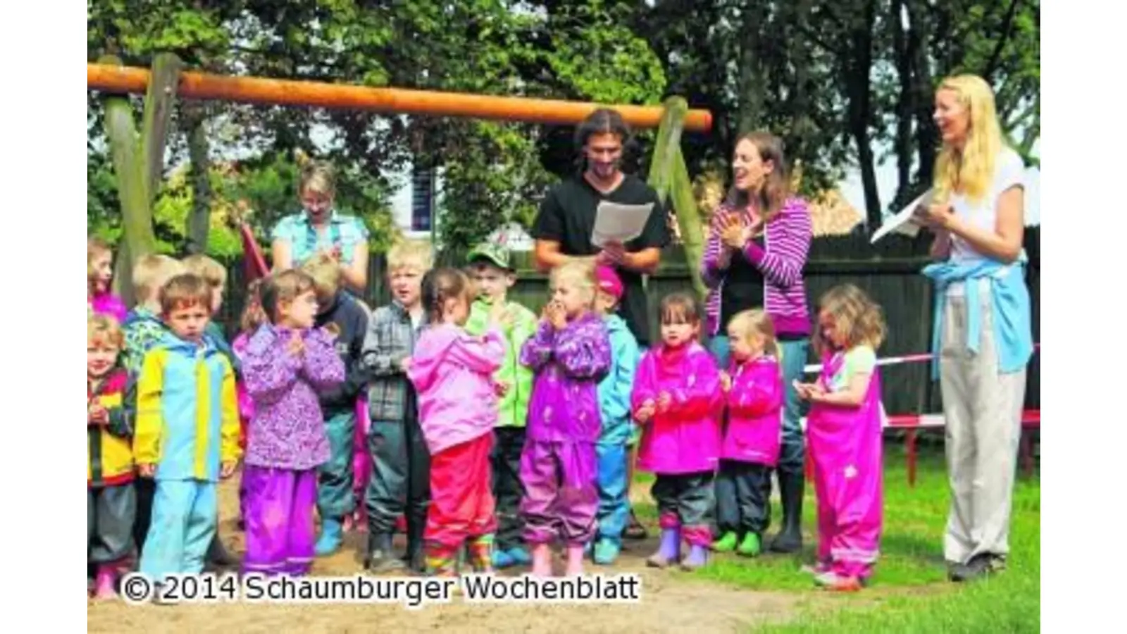 Kleine Abenteurer erobern neues Spielgerät (Foto: red)