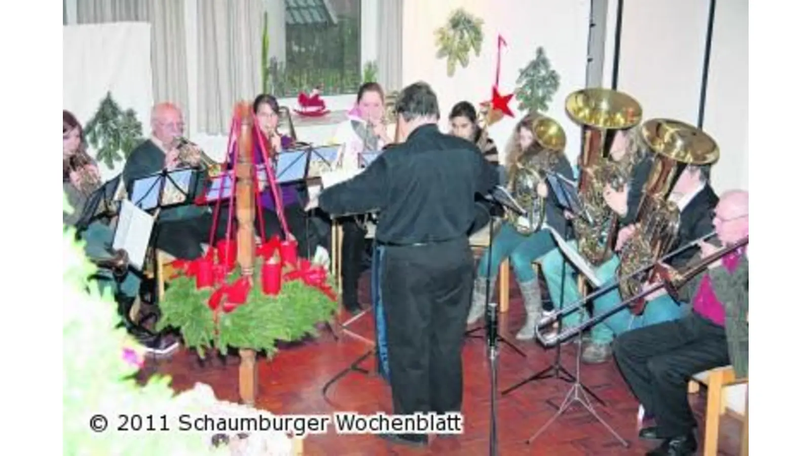 Basarerlös für Vorhang im Mittelschiff der Kirche (Foto: gi)